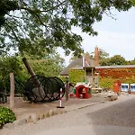 Alte Schule 5 *